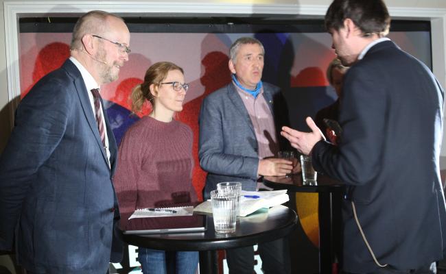 Hans Petter Midttun, Kari Aga Myklebost, Thomas Nilsen, Ingrid Fiskaa og Amund Trellevik.