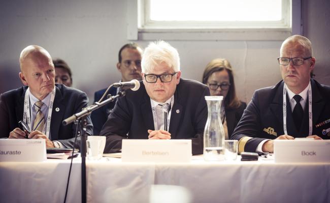 Rasmus Gjedssø Bertelsen, professor i nordområdestudier ved UiT Norges arktiske universitet (i midten). Her på rundebordskonferanse om arktisk sikkerhet i Stavanger i 2018, i regi av sikkerhetskonferansen i München. (Foto: MSC/Kuhlmann). Rasmus Gjedssø Bertelsen