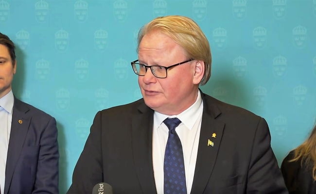 Skjermdump pressekonferanse Peter Hultquist.