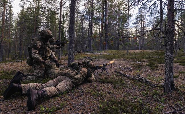 Hærøvelsen Vigilant Knife («Årvåken kniv») foregår denne uka i finsk Lappland. (Foto: Samuli Haapala, COMCAMFI/Finlands forsvar).