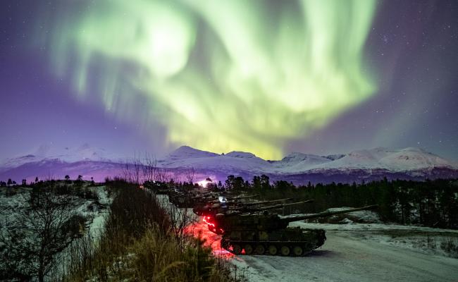Som en del av hærøvelsen Arctic Bolt i Troms, samtrente for første gang hele Artilleribataljonen i Brigade Nord på skarpskyting med alle sine artillerivogner av typen K9 Thunder. (Foto: Ole-Sverre Haugli/Forsvaret)
