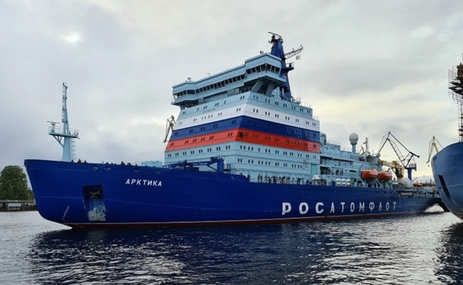 Nuclear icebreaker Arktika leaving port. (Source: Rosatomflot) Arktika