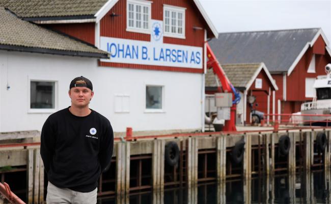 Johan Larsen utenfor familiebedriften Johan Larsen utenfor familiebedriften