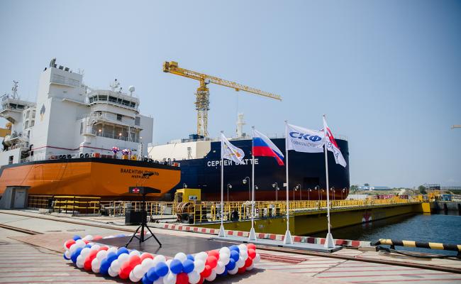 Launch ceremony for ice-capable oil and LNG carriers at Zvezda shipyard last week. (Source: Zvezda) launch zvezda lng oil arctic