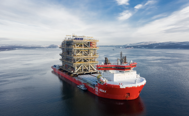 Audax transporting Novatek’s LNG modules across the Arctic. (Source: Red Box Energy Services) Audax image