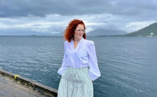 Hovedgjest på High Noon mandag: Rebekka Brox Liabø, skrivepedagog, dramatiker og forfatter. (Foto: Astri Edvardsen) Hovedgjest på High Noon mandag: Rebekka Brox Liabø, skrivepedagog, dramatiker og forfatter. (Foto: Astri Edvardsen)