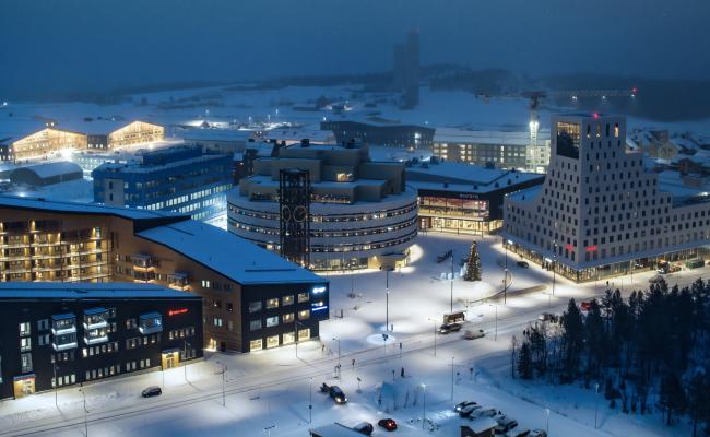Vinterbilde av Kirunas nye sentrum