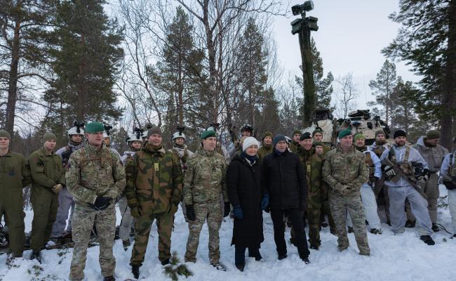 Storbritannias og norges utenriksministre, Mauken skytefelt