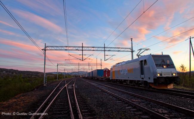 Ofotbanen natt over bjornefjell_juni2012