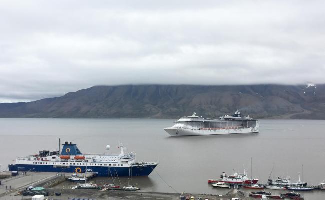 Preziosa arriving at Longyearbyen Port. (Photo: Julia Olsen)