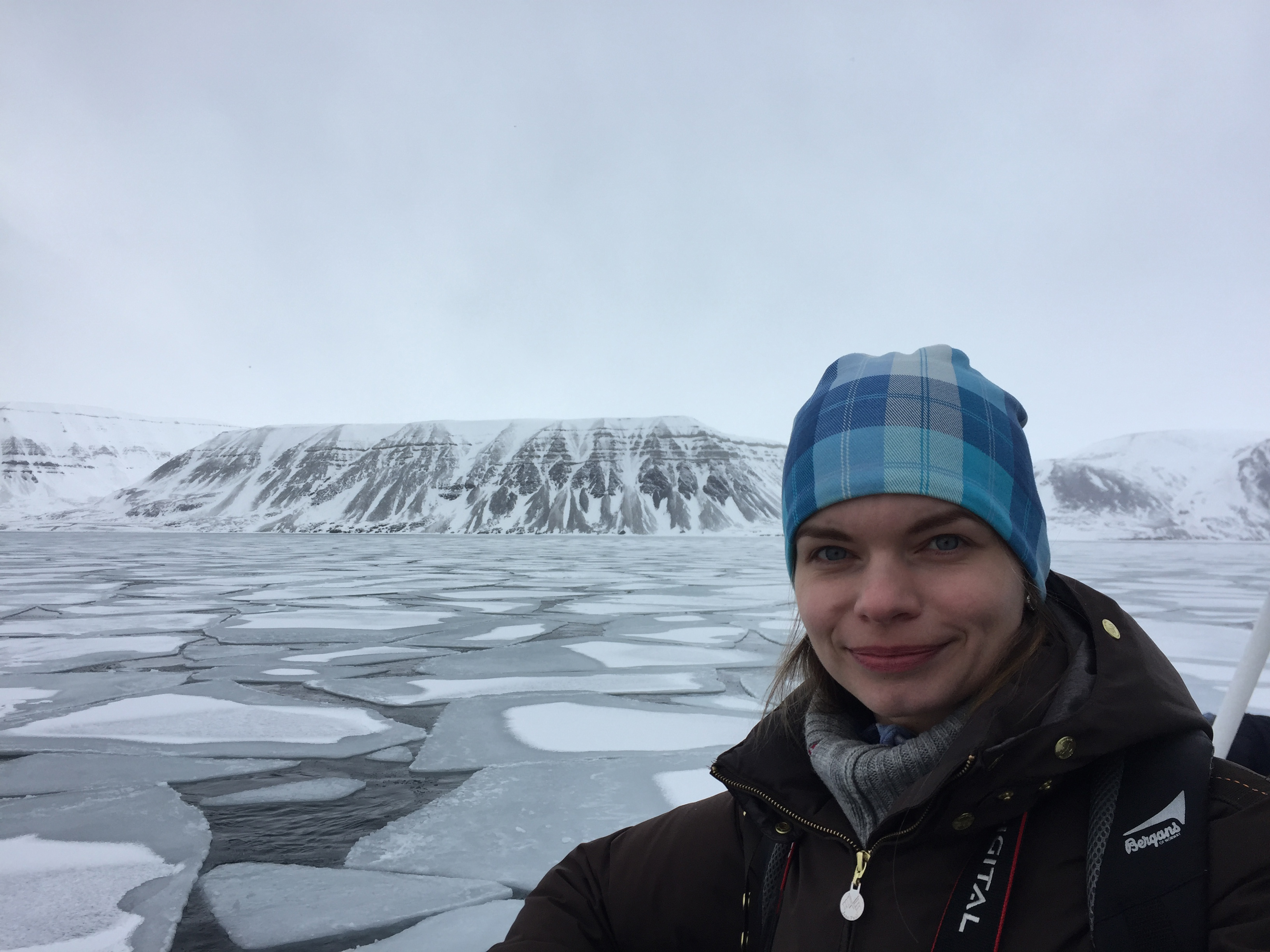 Less ice means more ships. Enormous cruise vessels head north and more than double the number of people in the villages they visit. The phenomenon led researcher Julia Olsen to Svalbard. (Photo: Thoralf Fagertun/Nordlandsforskning)
